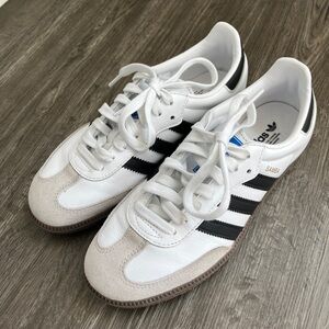 Adidas Samba size 5.5 (women 6.5/7)